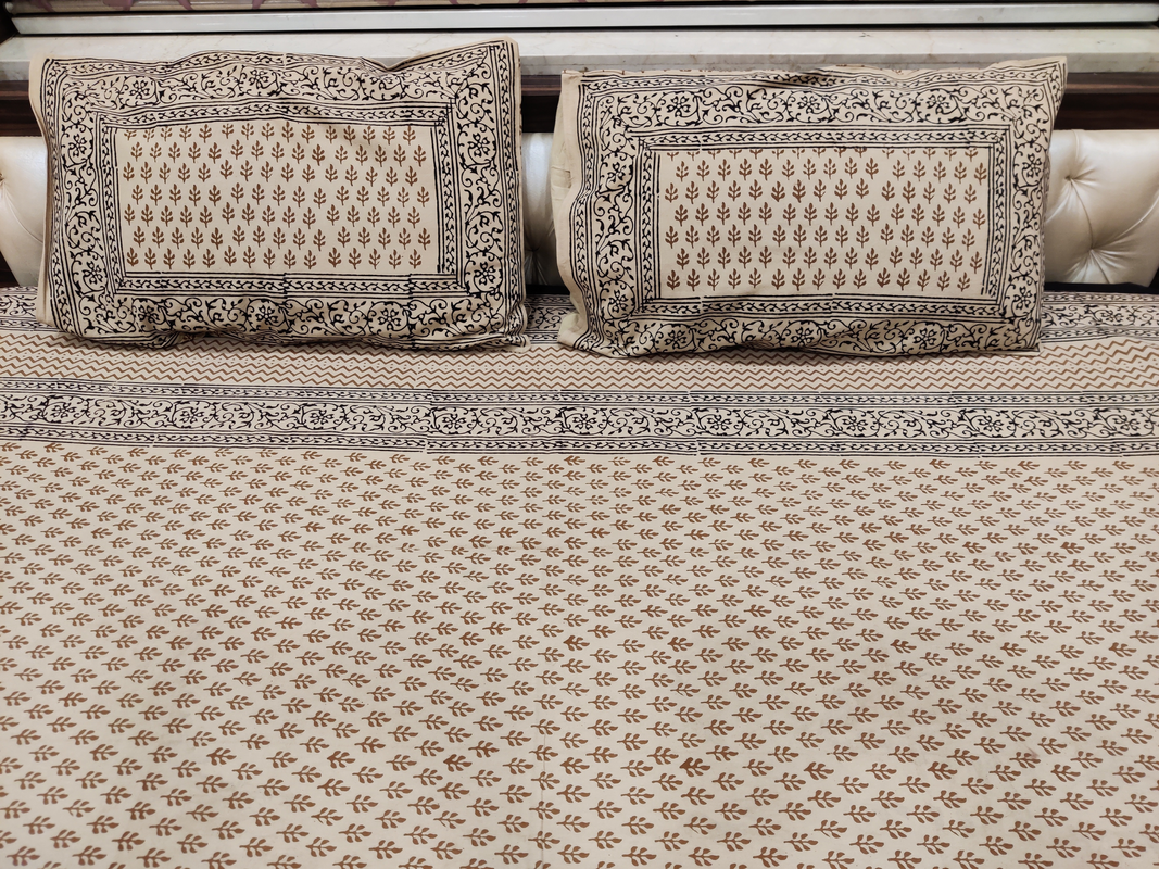 D13 Hand Block Printed Bagru print double bedsheet with 2 pillow cover (D13)